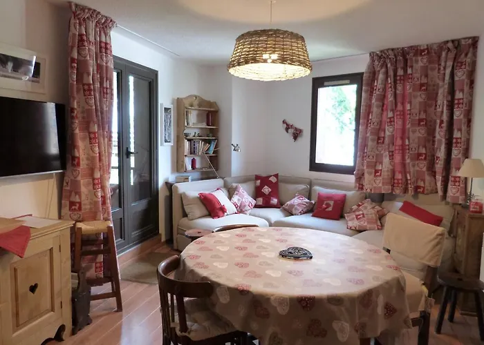 T2 Au Coeur De Praloup - Le Chanteval *